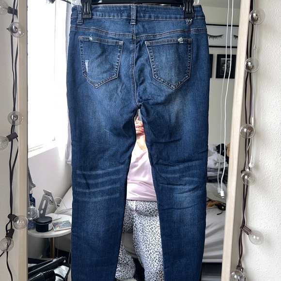Encore Distressed Jeans - Women's size 5 - Blue, Skinny, Straight - Picture 2 of 5
